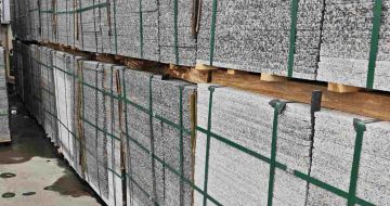 百色芙蓉白地铺石，石材地铺石