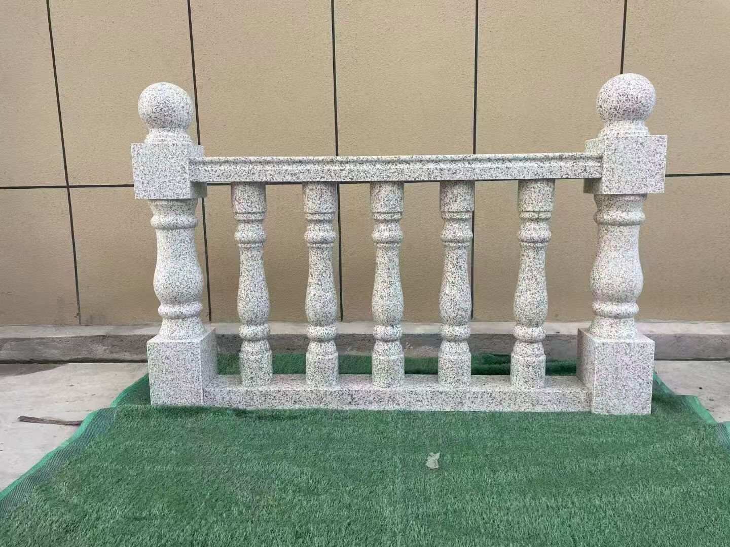 百色芝麻白阳台栏杆 花岗岩栏杆