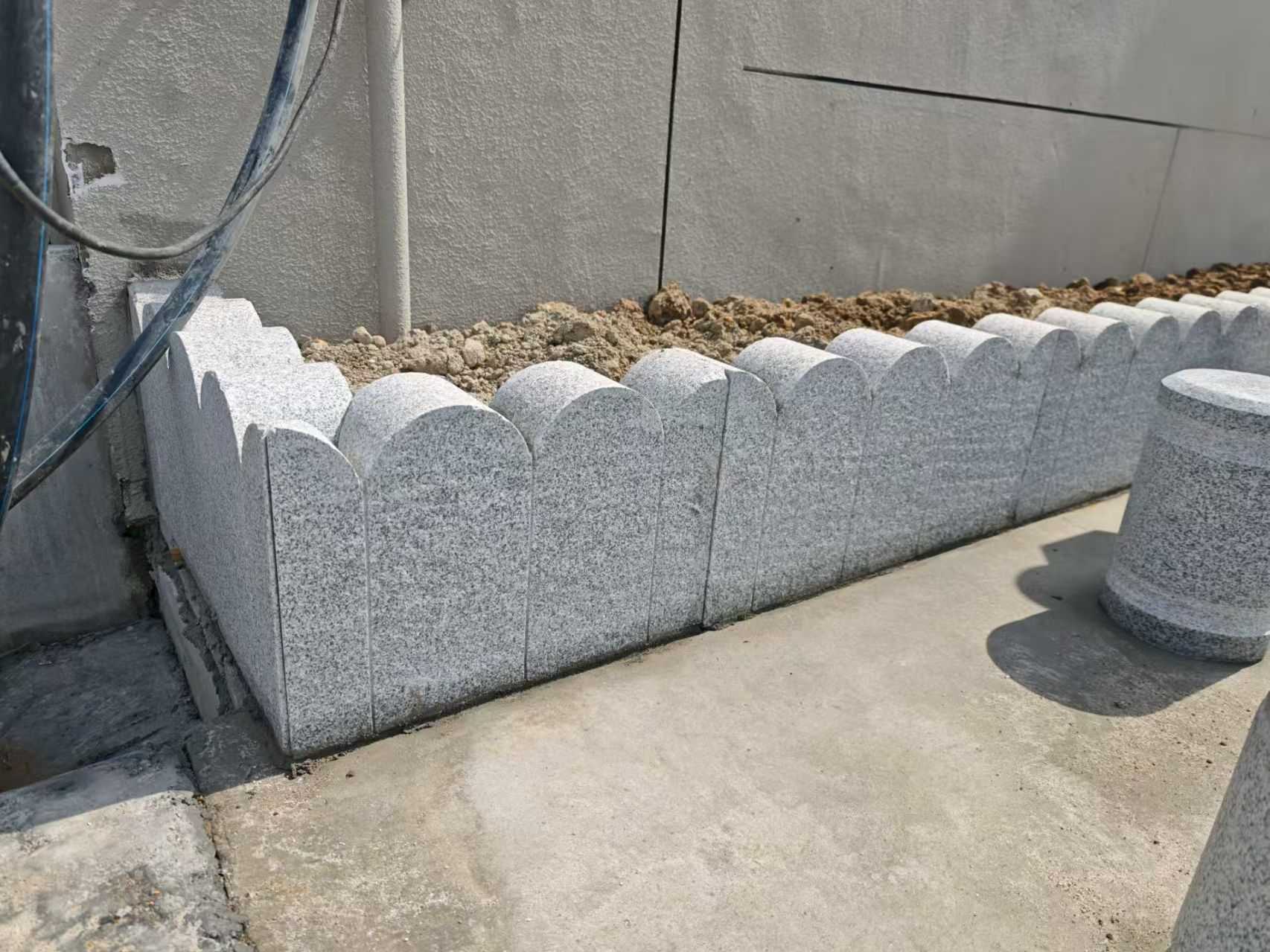 百色芝麻白花边石  围边石