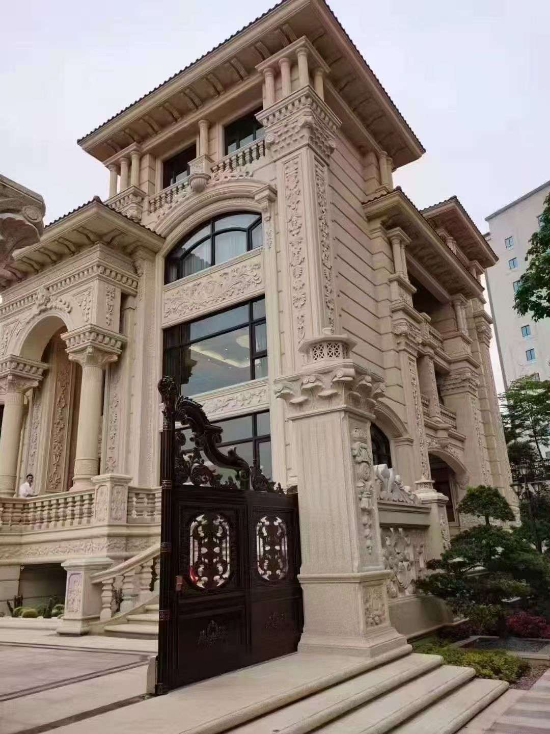 百色黄金麻别墅外墙异形定制